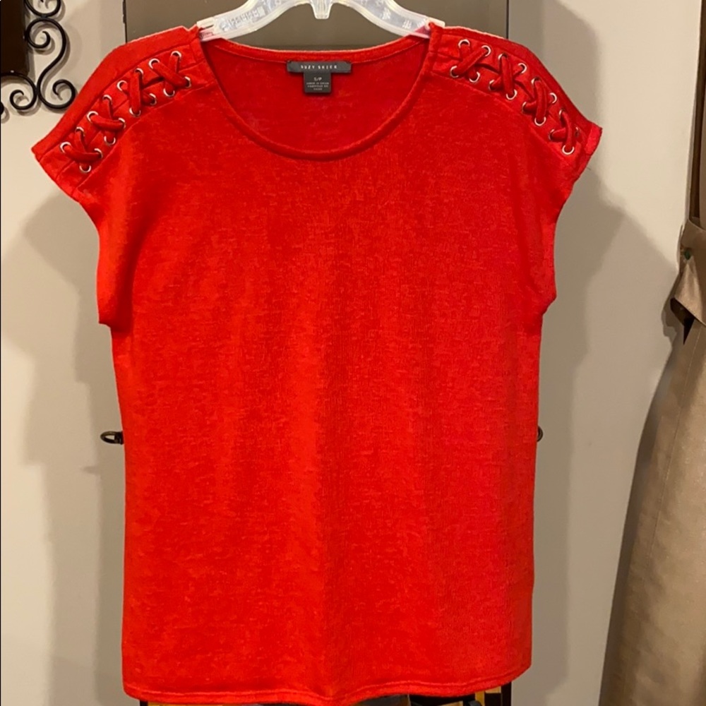 Red summer, fall top